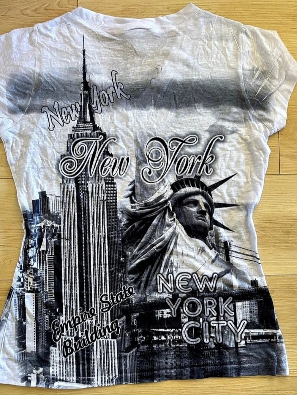 IDEA Graphic New York Statue of Liberty Tee